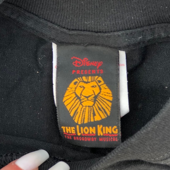 Vintage Lion King Shirt - Picture 3 of 3